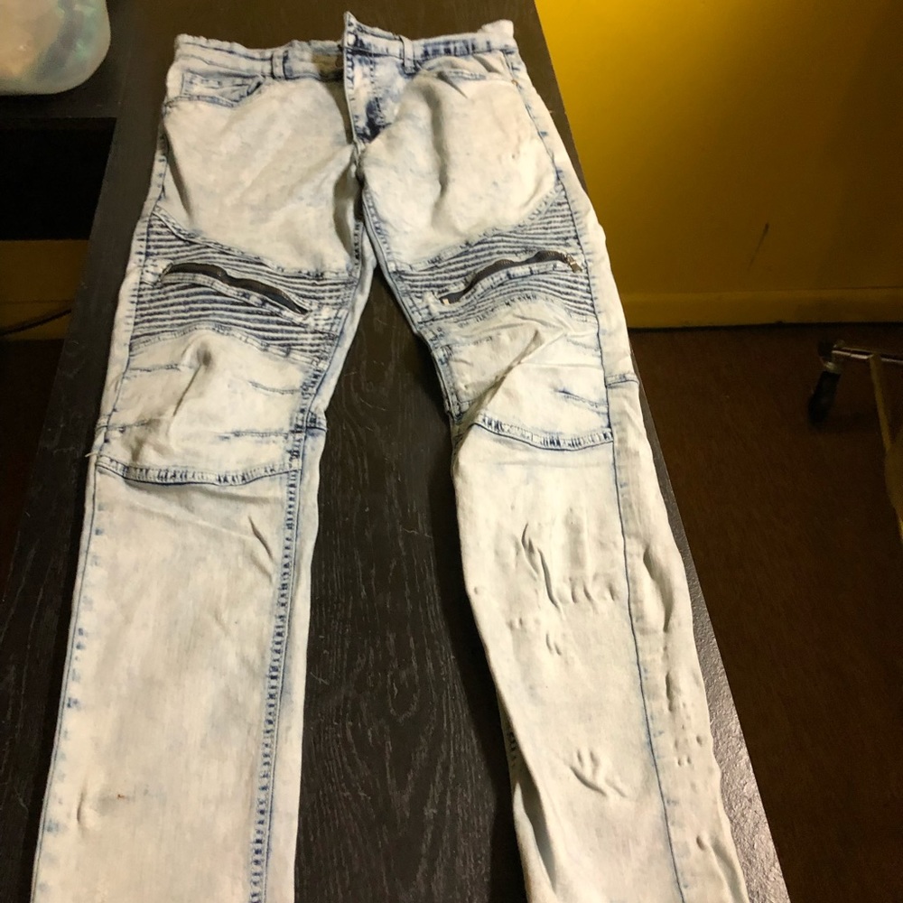 WAIMEA 34 SKINNY FIT LIGHT STONEWASHED PLEATED JEA